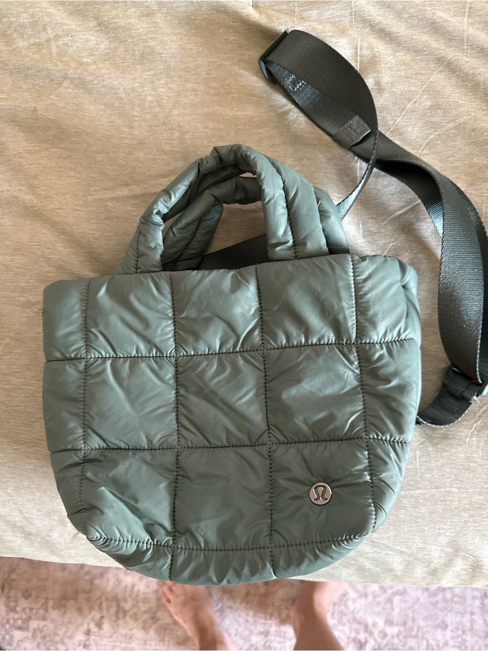 lululemon athletica Quilted Puffer Crossbody Tote in Olive